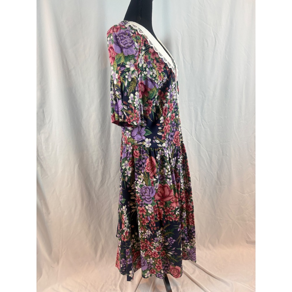 Sweet Reason Vintage Floral Midi Dress Lace Collar Pearl Buttons Navy Plus 22W - Picture 13 of 16